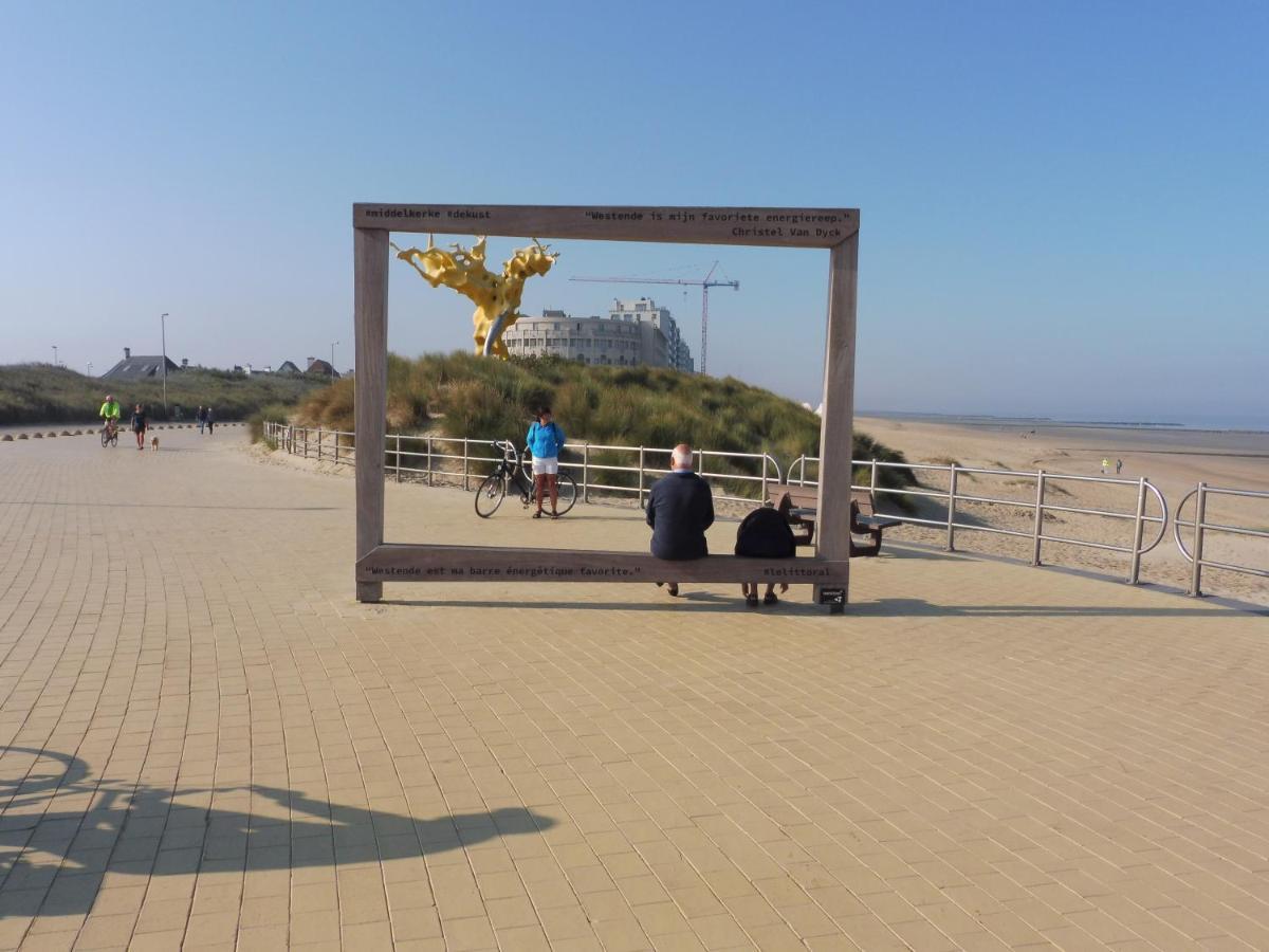 Studio On The Beach With Sea View Middelkerke Kültér fotó