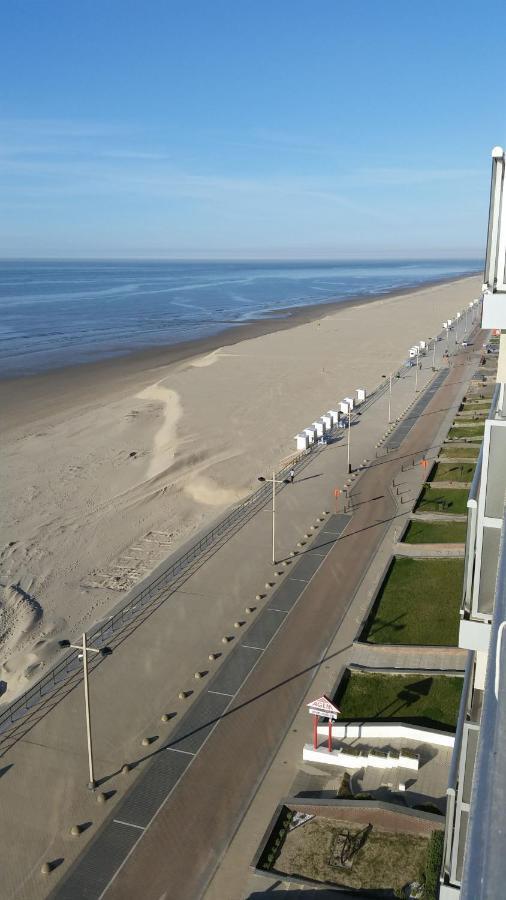 Studio On The Beach With Sea View Middelkerke Kültér fotó