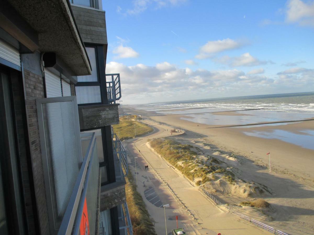 Studio On The Beach With Sea View Middelkerke Kültér fotó
