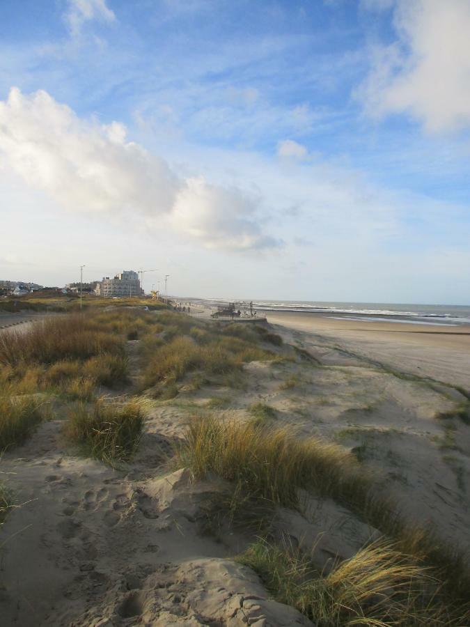 Studio On The Beach With Sea View Middelkerke Kültér fotó