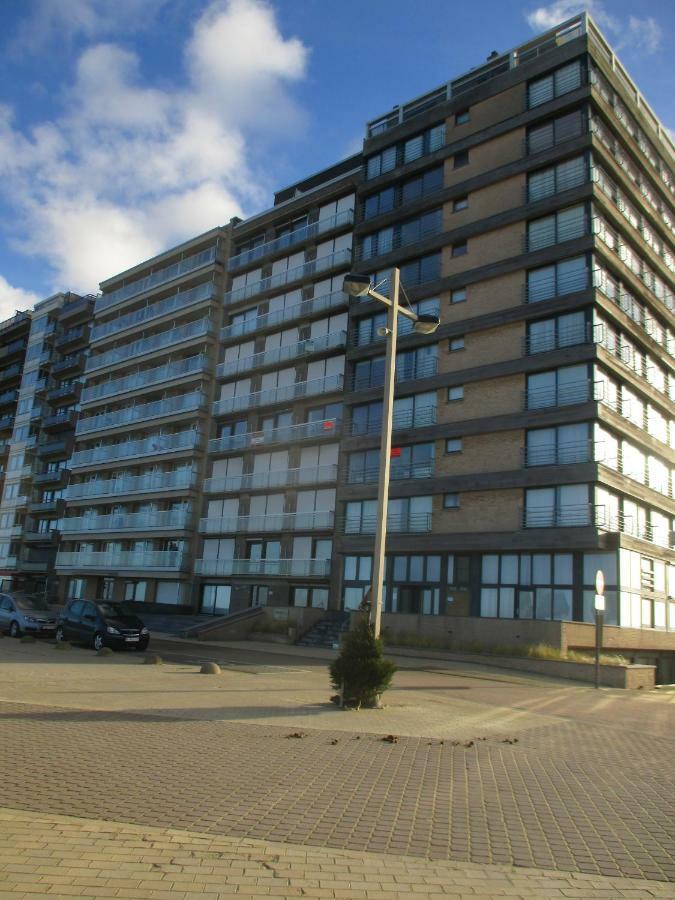 Studio On The Beach With Sea View Middelkerke Kültér fotó